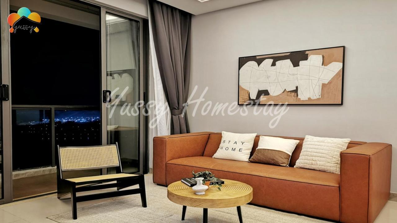 Yussy 2 Bedrooms Condo At R&F Princess Cove Johor Bahru Bagian luar foto